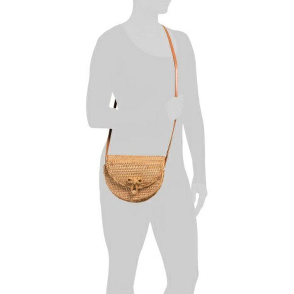 Handwoven Wicker Flap Over Saddle Crossbody Rattan - Picture 4 of 4